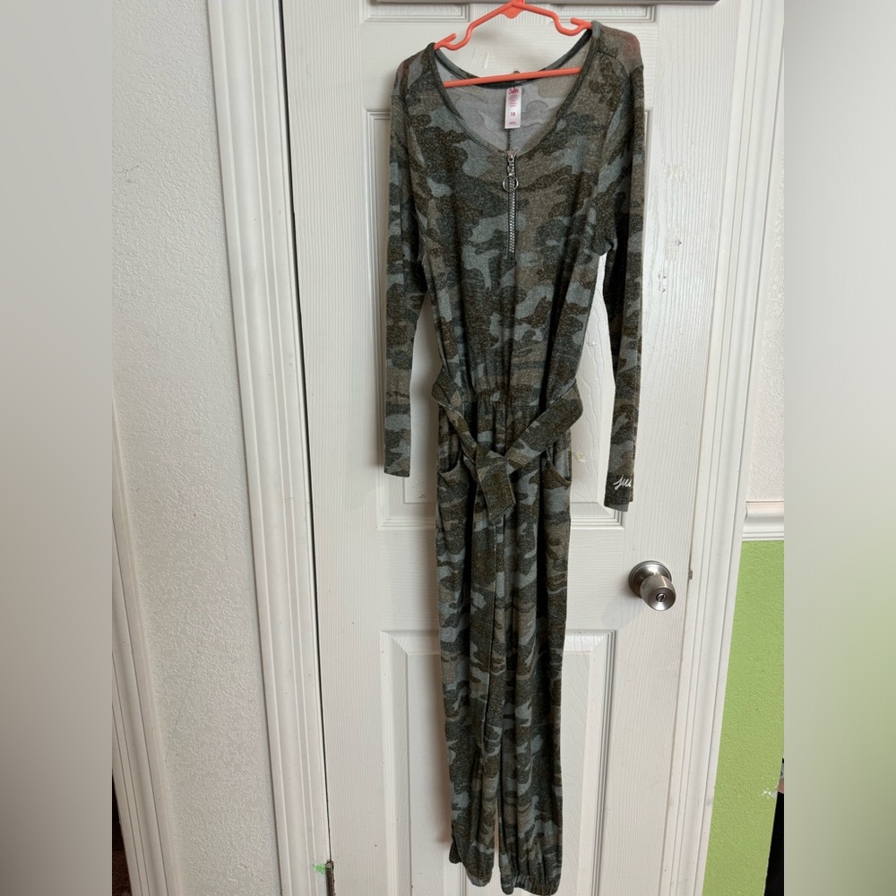 Justice camo romper sz 10 girls